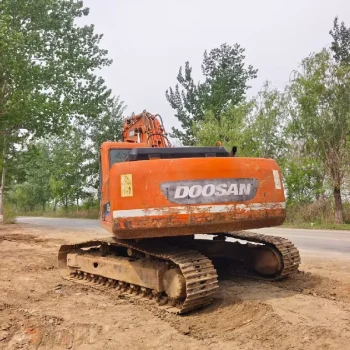 Used Doosan DH225LC 7 Crawler Excavator for Sale3