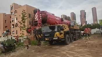 Used SANY 220T Truck Crane for Sale2