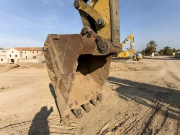Used CAT 349D2L Crawler Excavator for Sale9