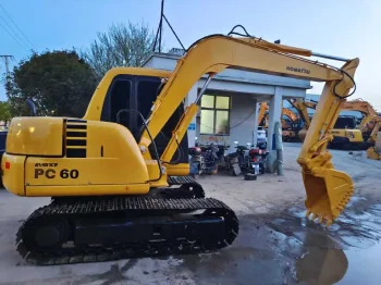 Used Komatsu PC60 7 6.3 Ton Crawler Excavator for Sale