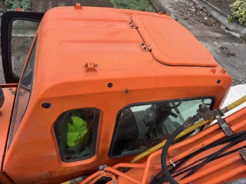 Used LIUGONG 920E Crawler Excavator for Sale3
