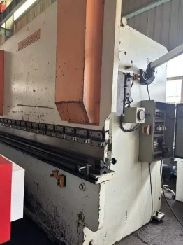 Used CNC Hydraulic Press Brake SHENCHONG 200T3200 for Sale2