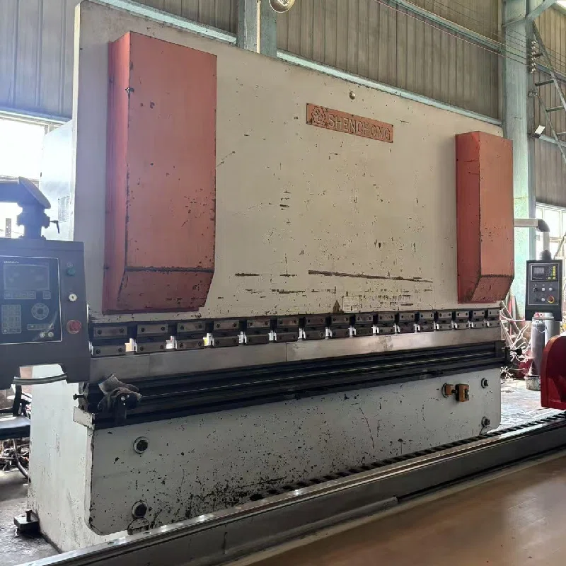 Used CNC Hydraulic Press Brake SHENCHONG 200T3200 for Sale999