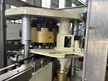 Used Deyong GF20 4 Can Filling and Seaming Machines for Sale3