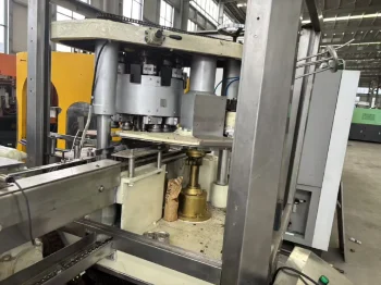 Used Deyong GF20 4 Can Filling and Seaming Machines for Sale5