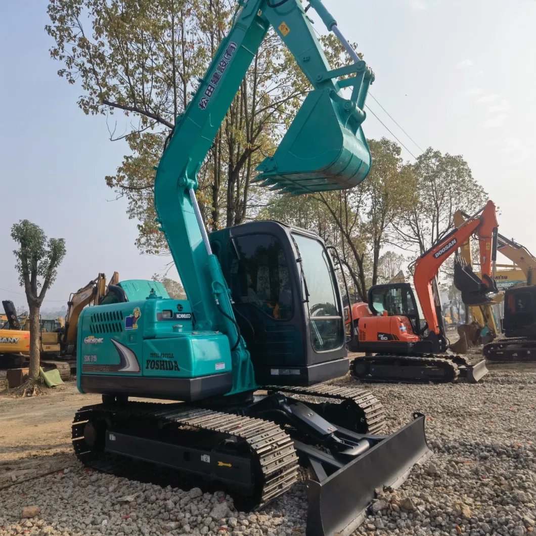 Kobelco 75 Used Excavator Mini Used Excavator for Garden Use