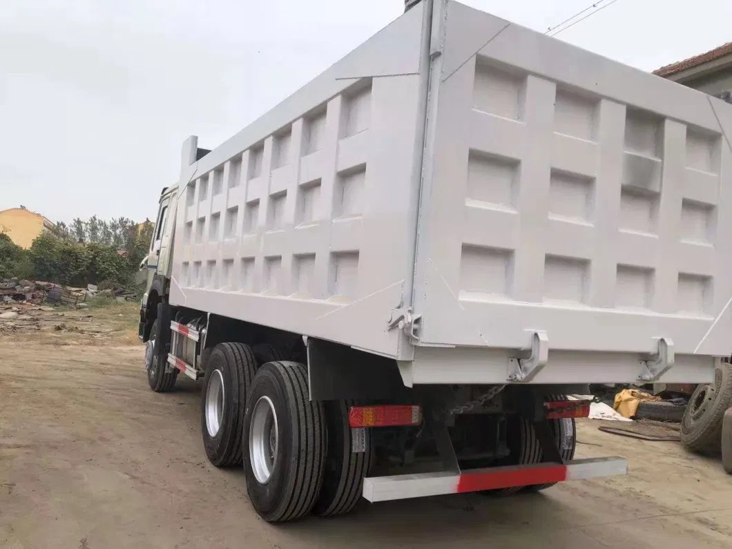 5 Years Within Usage Low Price Goog Quality Chinese Best Selling Sinotruk Howooo 6X4 Tractor Truck 30 Ton 6X4 10 Tyres Africa Used Dumper