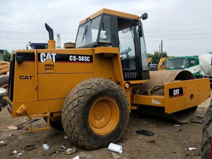 Sell Original Second Hand Vibratory Road Roller Caterpillar CS-583c with Super Good Condition