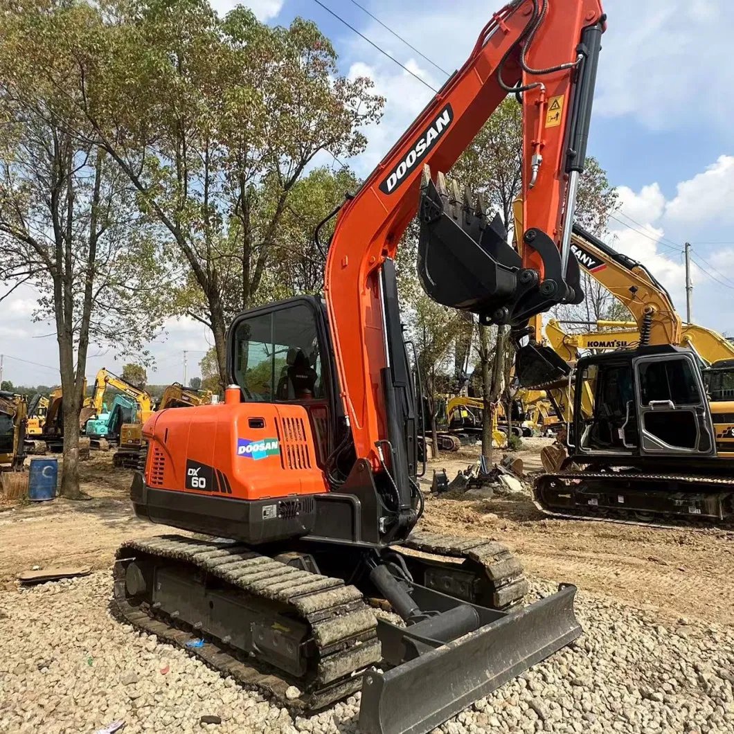 6 Tons of Small Machines Used Excavator Doosan Dx60 Cheap for Sale