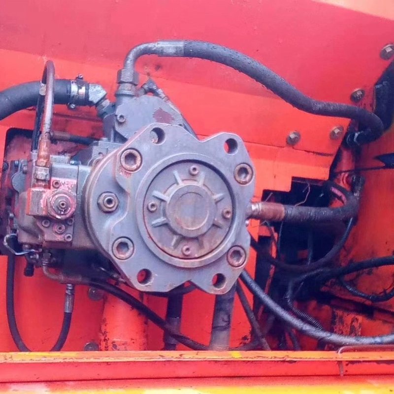 Used Doosan 215 Construction Equipment Crawler Excavator for Sale at Low Price