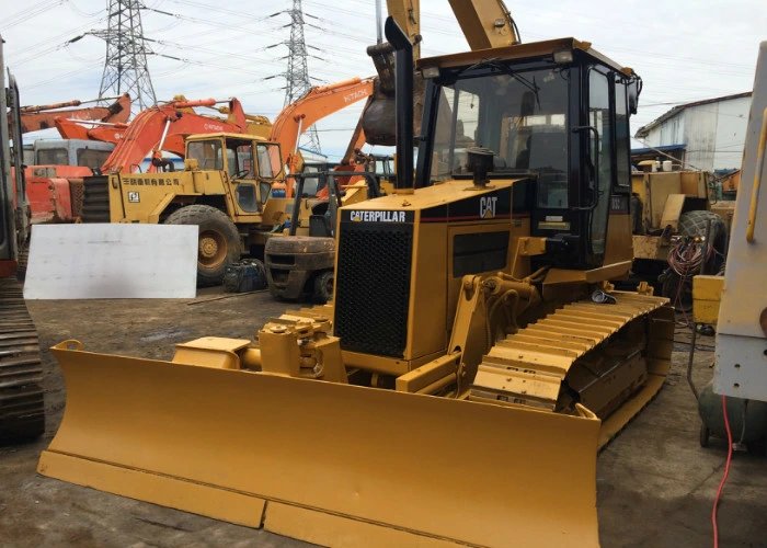 Japan Nice Used Cat D3c Dozer Small Size Second Hand Bulldozer Cheap Price