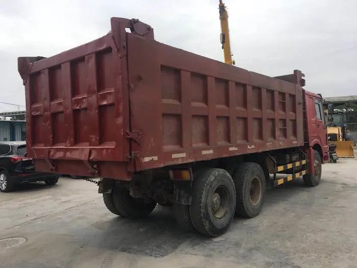 Second Hand Used China HOWO Sinotruk Dump Truck for Heavy Tipper