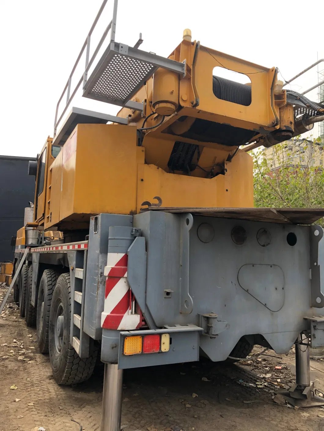 Used Orignal Lliebherr Ltm-2200model 220ton 300ton Truck Crane Lliebherr Hydraulic Truck Crane Best Price Factory Boom for Sale