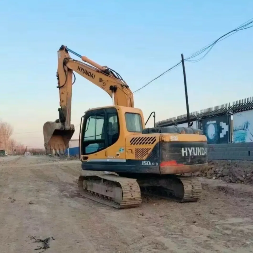 Mobile and Flexible Used Excavator Tracked Construction Machinery for Sale