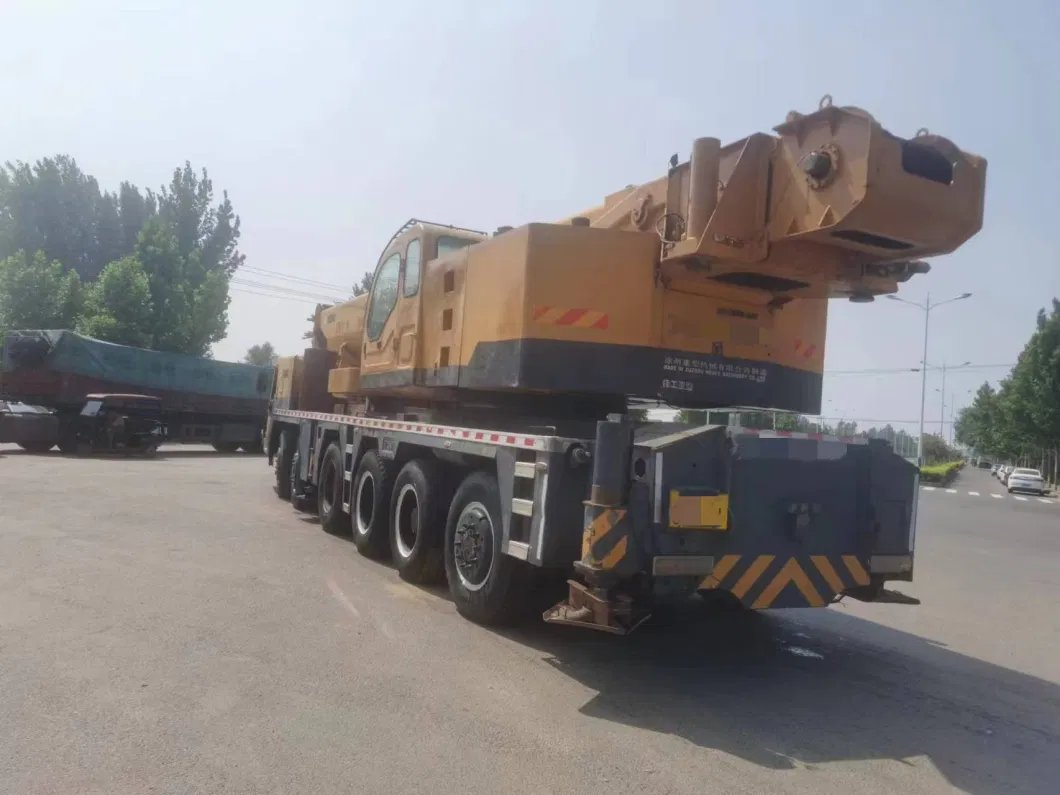 Xugong Qy100K Truck Crane Used Lifting Machine Five Boom Sections