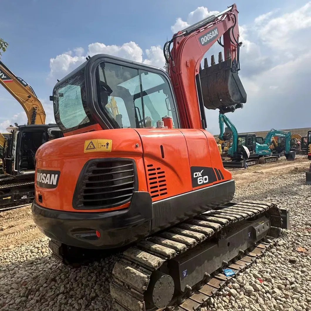 6 Tons of Small Machines Used Excavator Doosan Dx60 Cheap for Sale