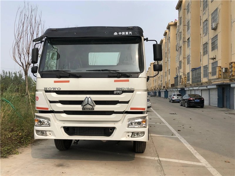 Directly Supplier Used Sinotruk HOWO Heavy Duty 6*4 371HP/375HP Tractor Truck for Sale