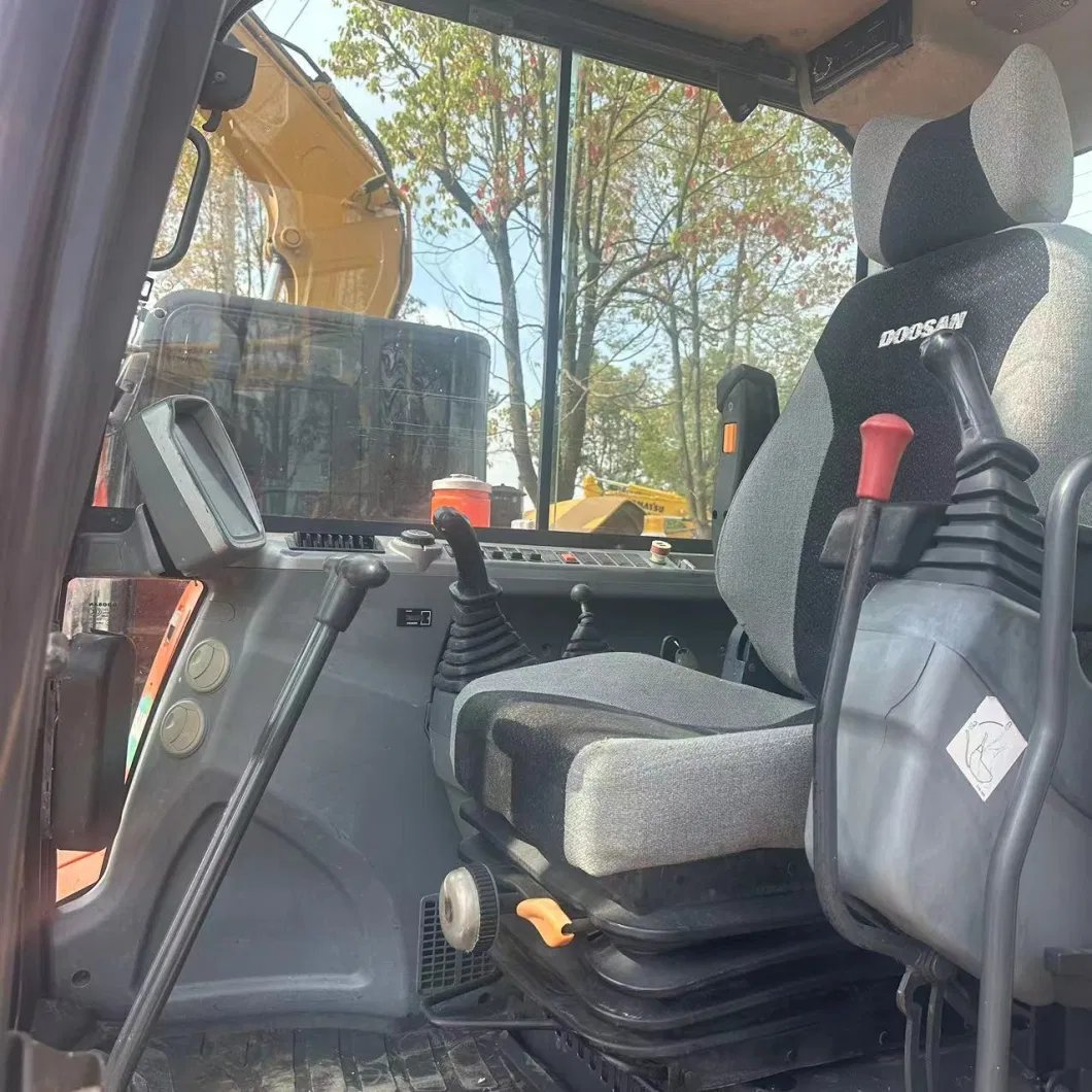 6 Tons of Small Machines Used Excavator Doosan Dx60 Cheap for Sale