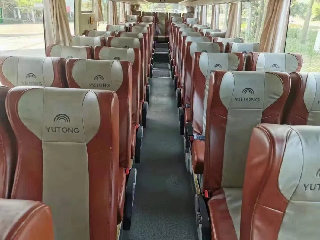 Spot Product City Buses Used Yutong Bus Right Hand Drive 50 Seats Youtong Luxury Coaches Front Engine Autobus for Sale