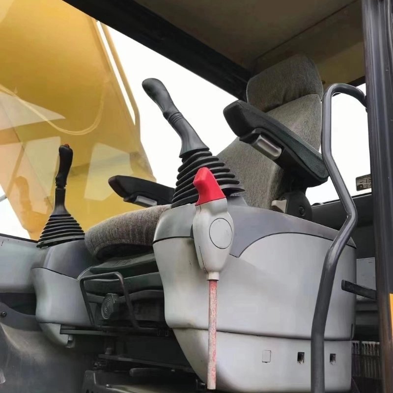 Good Price Japanese 270 Excavator Komastu PC270 with Good Working Condition