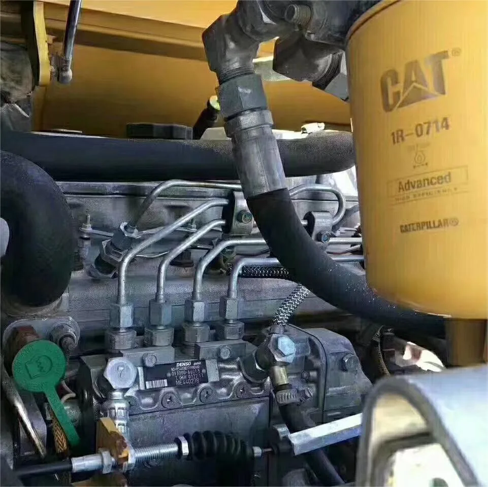 Caterpillar Small Digger Used Excavator High Standard